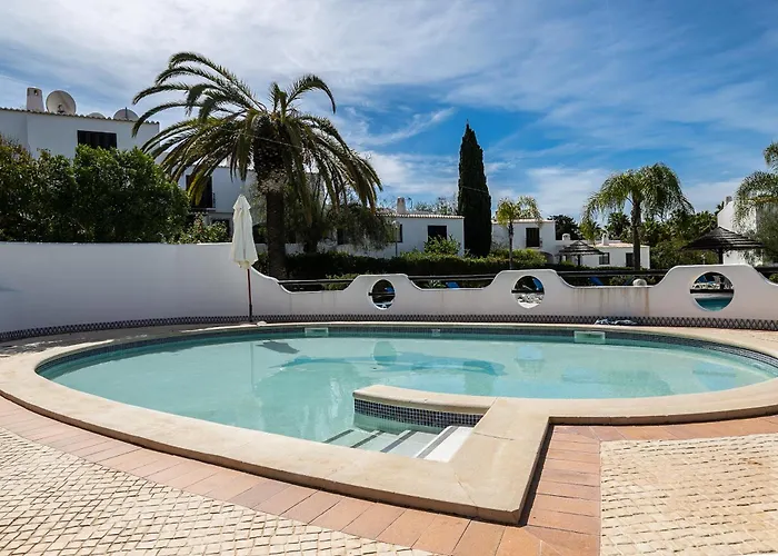 In Sao Rafael 阿尔布费拉